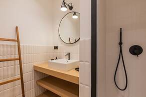 Le Giacose Design 1 by Wonderful Italy