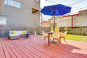 Indianapolis Getaway w/ Deck & Fire Pit!