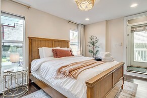 Indianapolis Getaway w/ Deck & Fire Pit!