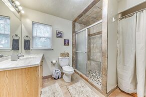 < 1 Mi to Grindstone Lake: Ruidoso Home w/ Grill!