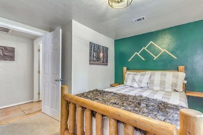 < 1 Mi to Grindstone Lake: Ruidoso Home w/ Grill!