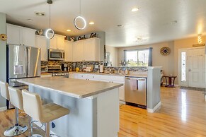 Denver Area Home: 4 Mi to DIA & I-70 Access!