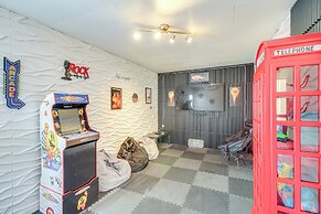 Near Dtwn & Beach: Savannah Home w/ Game Room!