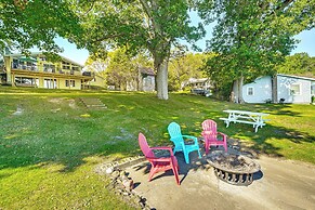 Lakefront Family Home in Three Rivers!