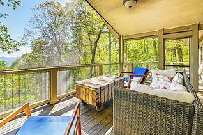 3 Mi to Downtown Cashiers: Home w/ Mountain Views!