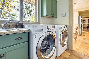 3 Mi to Downtown Cashiers: Home w/ Mountain Views!