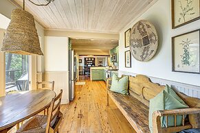 3 Mi to Downtown Cashiers: Home w/ Mountain Views!