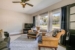 Vino Villa Wine Country Gem: Patio & Grill