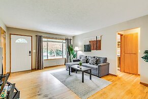 Pet-friendly Gem w/ Ping-pong Table in Oregon!