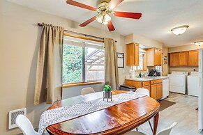 Pet-friendly Gem w/ Ping-pong Table in Oregon!