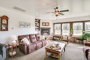 Quiet Home Near Sacramento River: Deck & Fire Pit