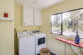 Quiet Home Near Sacramento River: Deck & Fire Pit