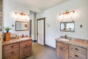 Quiet Home Near Sacramento River: Deck & Fire Pit
