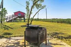 Quiet River Retreat ~ 20 Mi to Port Lavaca!