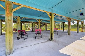 Quiet River Retreat ~ 20 Mi to Port Lavaca!