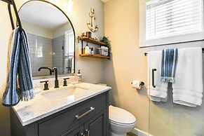 Quiet River Retreat ~ 20 Mi to Port Lavaca!
