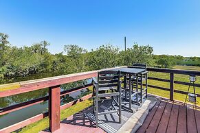 Quiet River Retreat ~ 20 Mi to Port Lavaca!