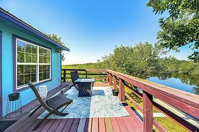 Quiet River Retreat ~ 20 Mi to Port Lavaca!