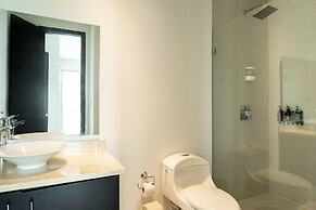 w Prestigious 2BR w Fantastic View in CTG