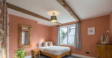 Corner Cottage - 3 Beds Bathtub Outdoor Terrace