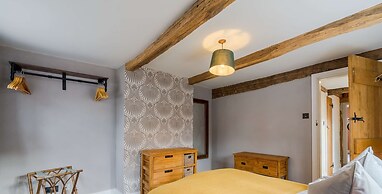 Corner Cottage - 3 Beds Bathtub Outdoor Terrace