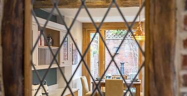 Corner Cottage - 3 Beds Bathtub Outdoor Terrace