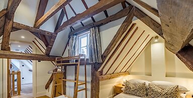 Corner Cottage - 3 Beds Bathtub Outdoor Terrace