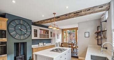 Corner Cottage - 3 Beds Bathtub Outdoor Terrace