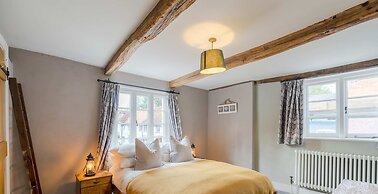 Corner Cottage - 3 Beds Bathtub Outdoor Terrace