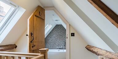 Corner Cottage - 3 Beds Bathtub Outdoor Terrace