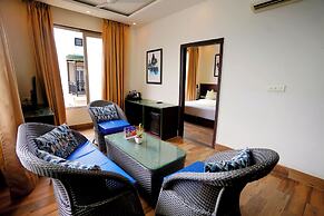 N3N Ganga Retreat by Stotrak