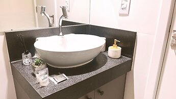 Hyde Park - By Living