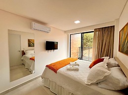 Hyde Park - By Living