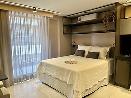 Hyde Park - By Living