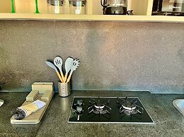 Hyde Park - By Living