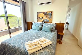 Hyde Park - By Living