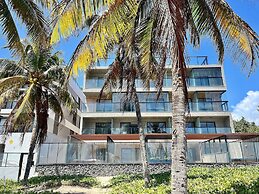 Hyde Park - By Living