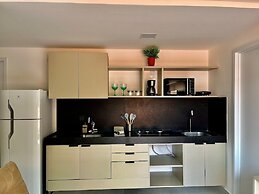 Hyde Park - By Living