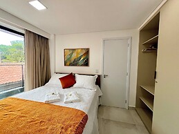 Hyde Park - By Living