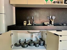 Hyde Park - By Living