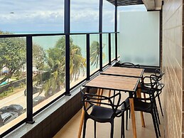 Hyde Park - By Living