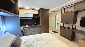 Hyde Park - By Living