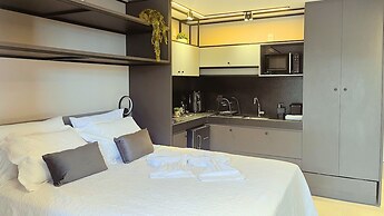 Hyde Park - By Living