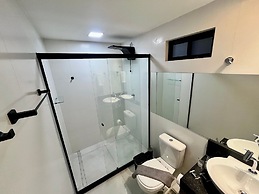 Hyde Park - By Living