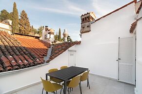 Selamare Apartment