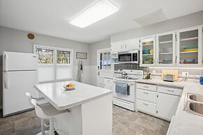 The Mckinley House 3 Bedroom Condo