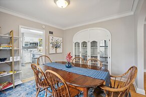 The Mckinley House 3 Bedroom Condo