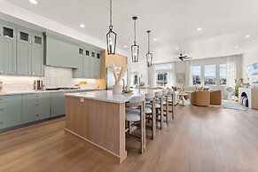 Sensory Escape 8 Bedroom Townhouse