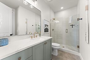 Sensory Escape 8 Bedroom Townhouse