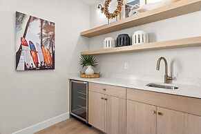 Sensory Escape 8 Bedroom Townhouse